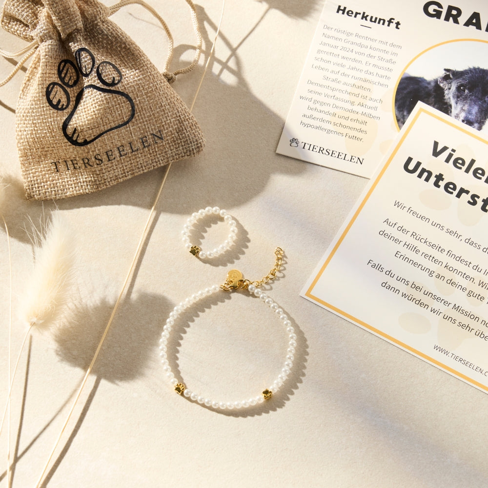 Pearl paw bracelet